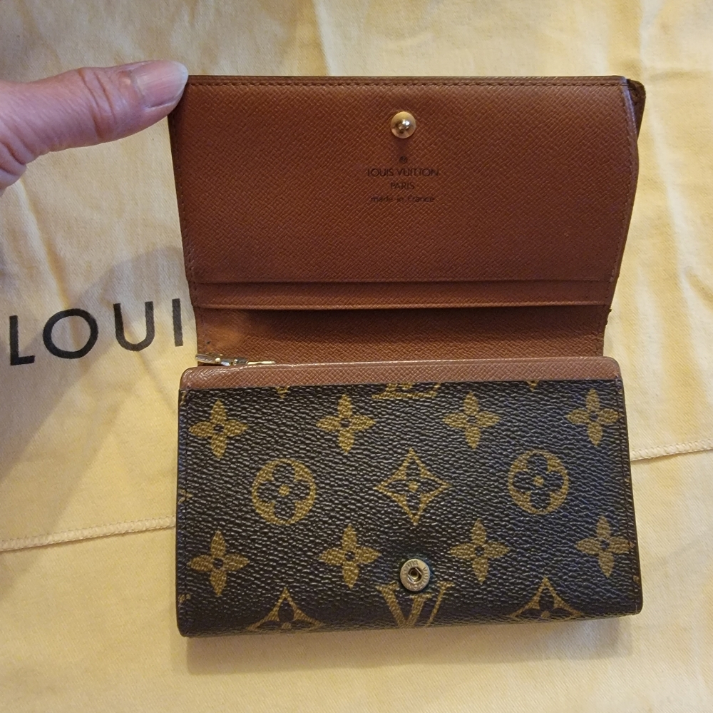 Louis vutton Wallet - Picture 11 of 12